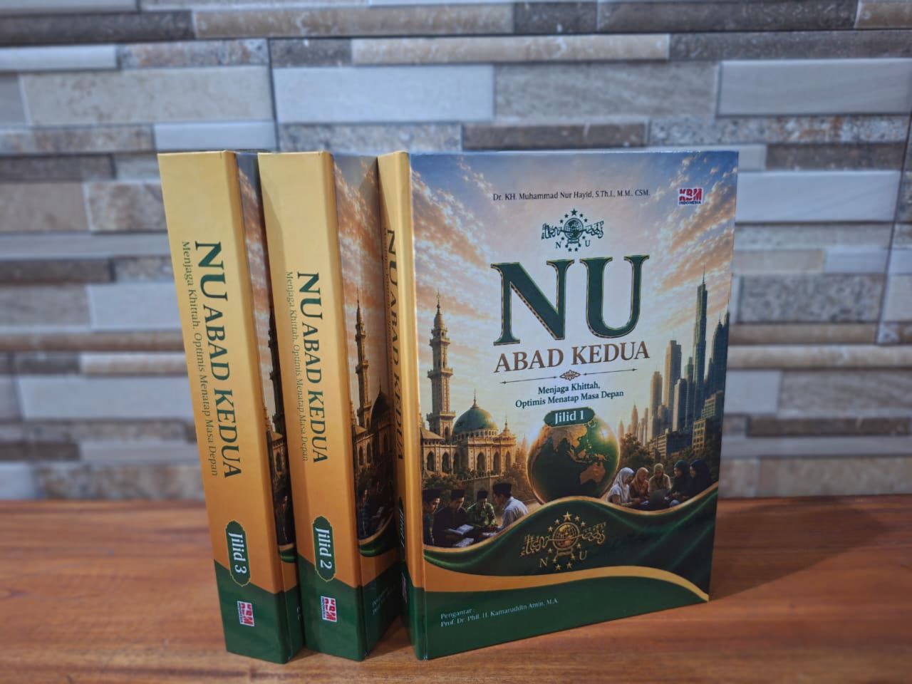 Buku Tiga Jilid Gus Hayid Bedah Peluang NU Memasuki Abad Kedua